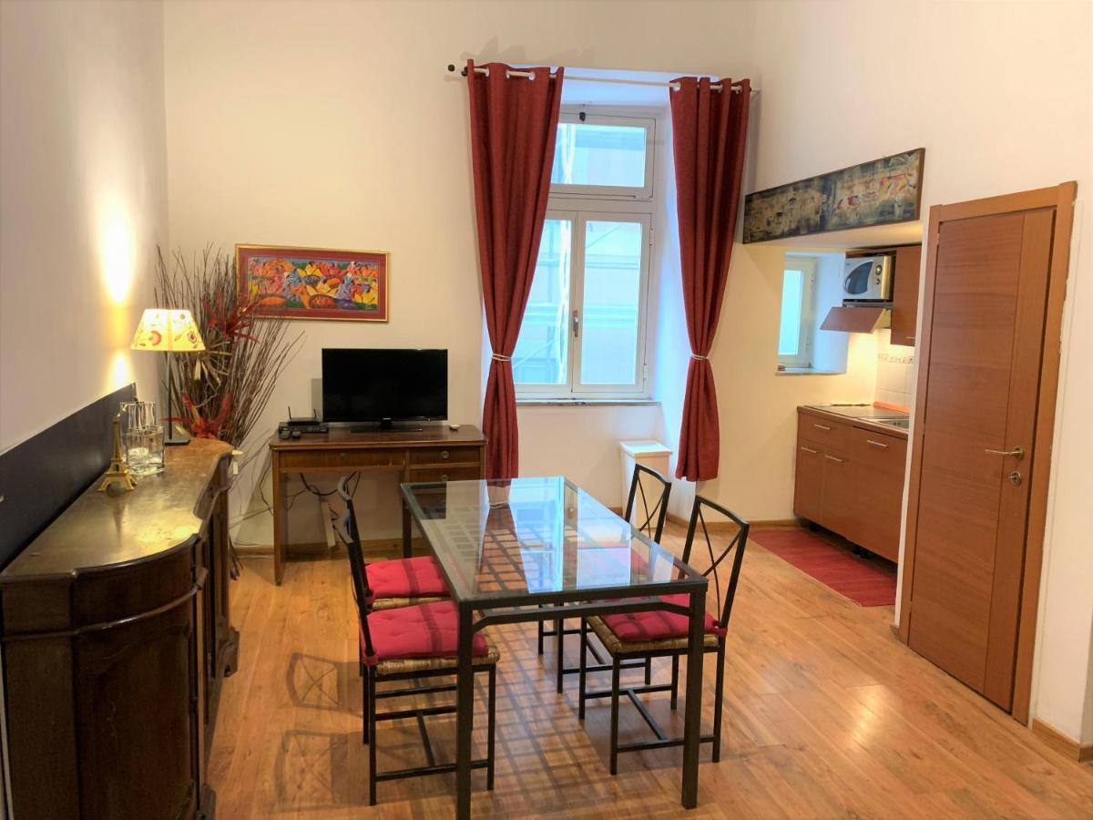 Casa Trevi Apartment Рим Екстериор снимка